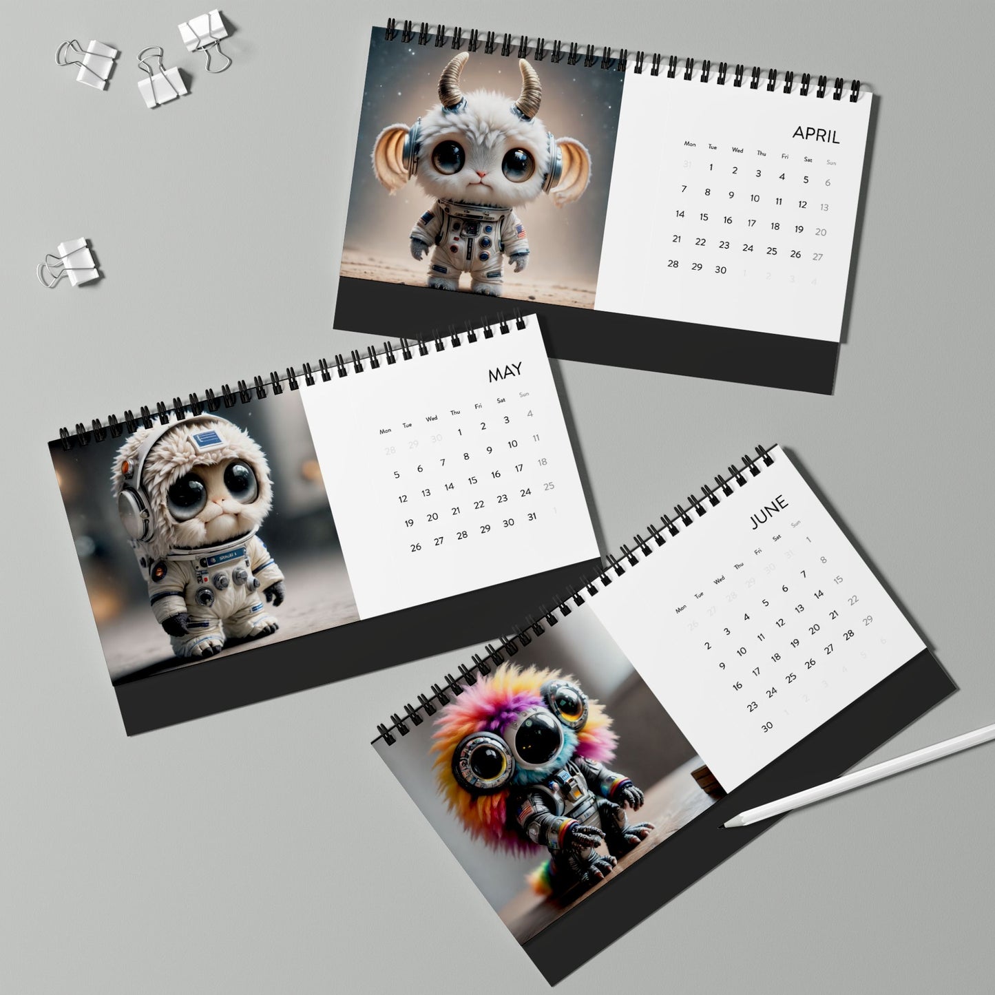 Simplex Desk Calendar (2025 grid)